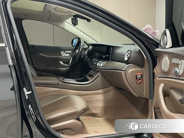 Mercedes-Benz E-class id 4275230 из Китая 9