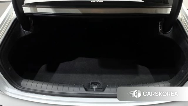 Hyundai Grandeur Hybrid (GN7) id 4500005 из Кореи 9