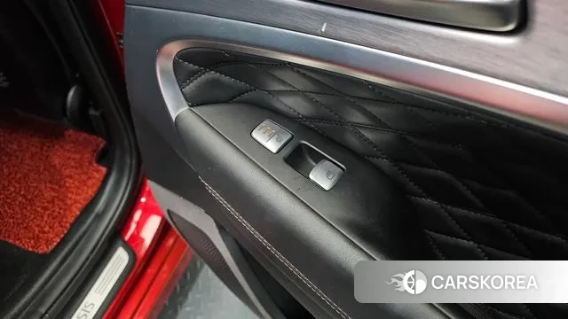 Genesis G70 id 3499596 из Кореи 9