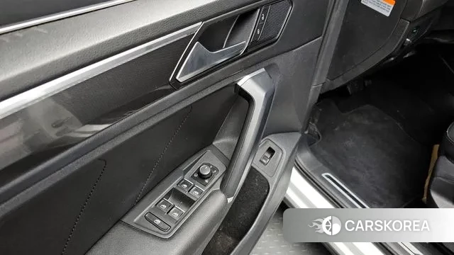 Volkswagen Tiguan second Generation id 3429469 из Кореи 9