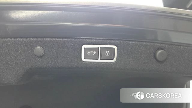 Hyundai Grandeur Hybrid (GN7) id 4871150 из Кореи 9