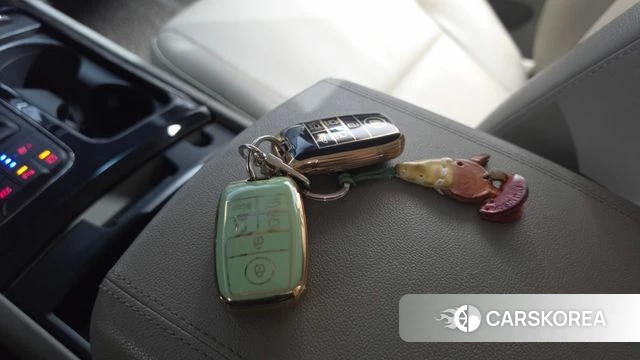 Kia All New Carnival id 4563464 из Кореи 9