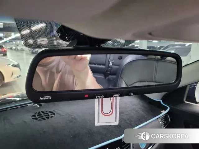 Kia Niro id 3125534 из Кореи 9