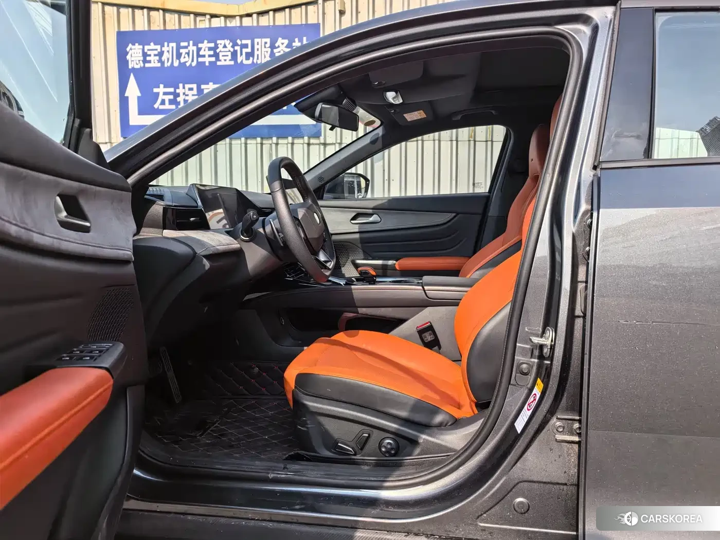 Chang'an Changan UNI-V id 4583618 из Китая 9