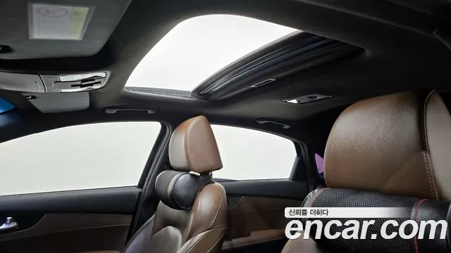 Kia Come New K3 id 2408512 из Кореи 9