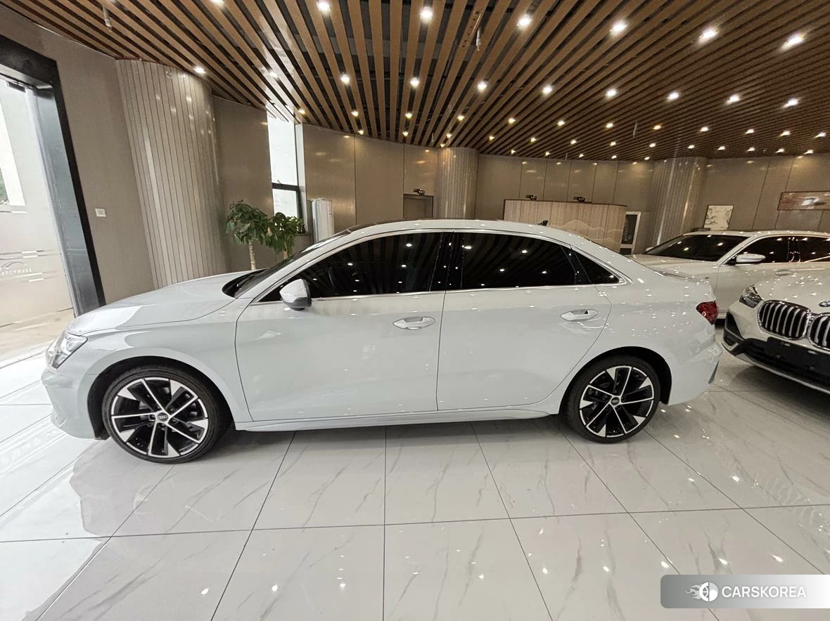Audi A3 id 4498923 из Китая 9