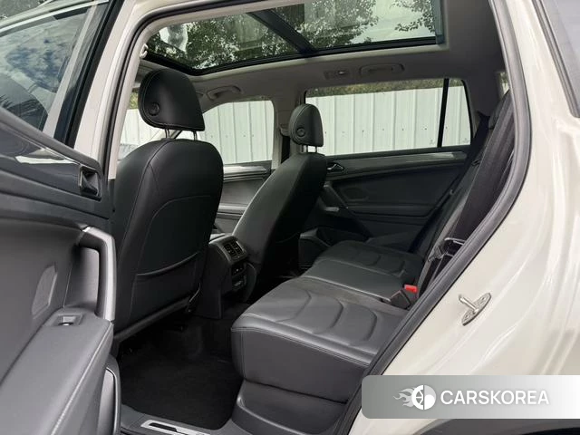 Volkswagen Tiguan L id 4256470 из Китая 9