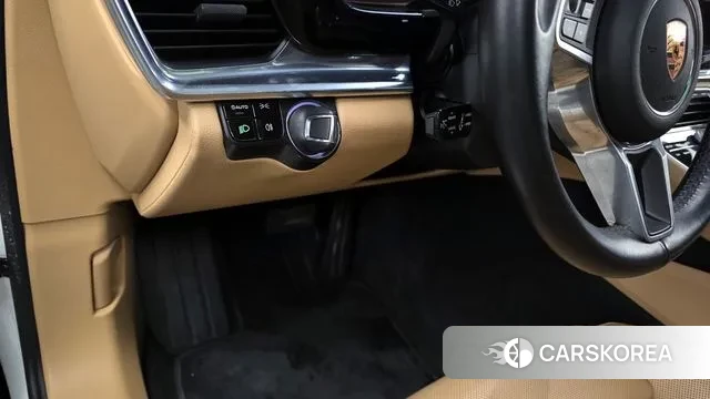 Porsche Panamera (971) id 3505308 из Кореи 9