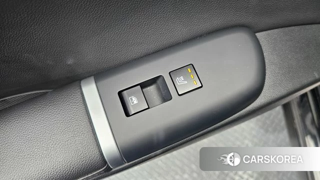 Hyundai Grandeur (GN7) id 3805615 из Кореи 9