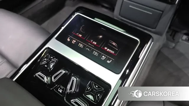 Audi A8 (D5) id 2984161 из Кореи 9