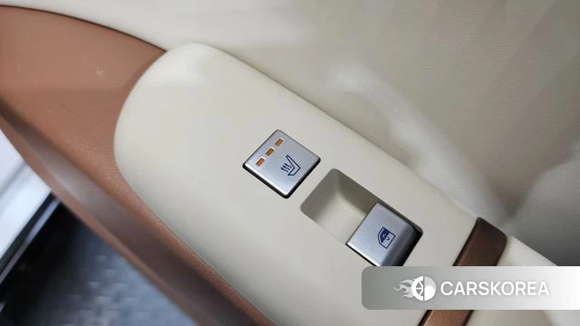 Hyundai Grandeur Hybrid (GN7) id 3921960 из Кореи 9