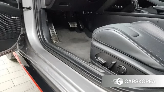 Hyundai Avante (CN7) id 3280124 из Кореи 9