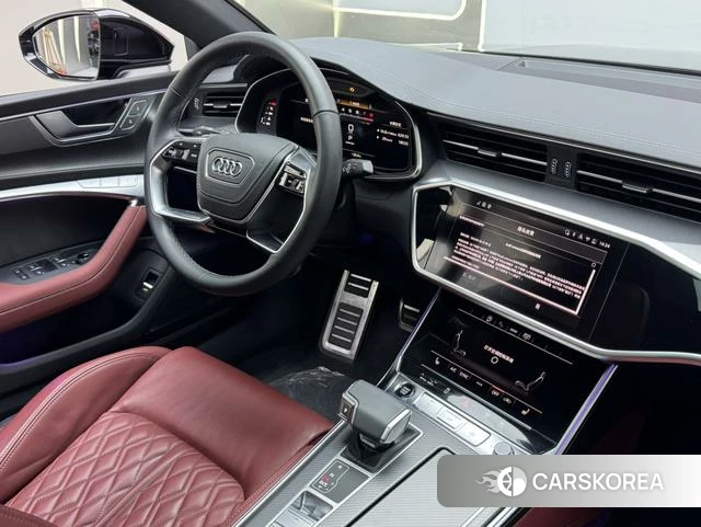 Audi A7L id 4209732 из Китая 9