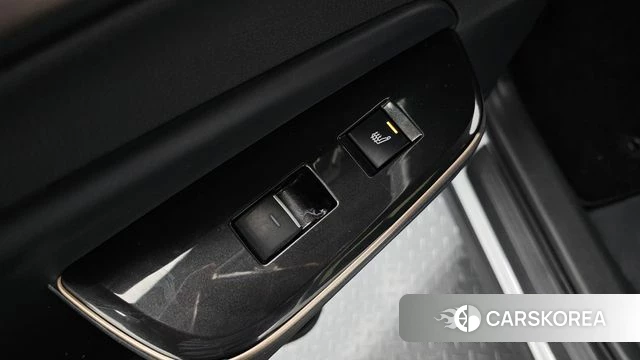 Toyota Crown Crossover id 3870601 из Кореи 9