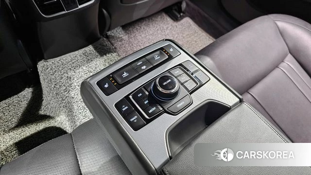 Genesis G80 id 3879932 из Кореи 9