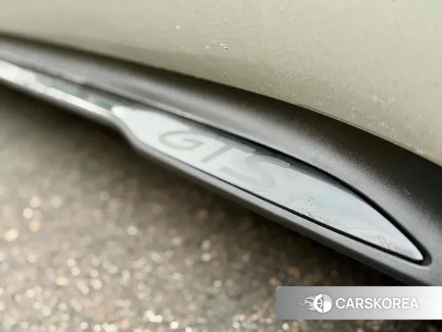 Porsche Taycan id 3476602 из Кореи 9