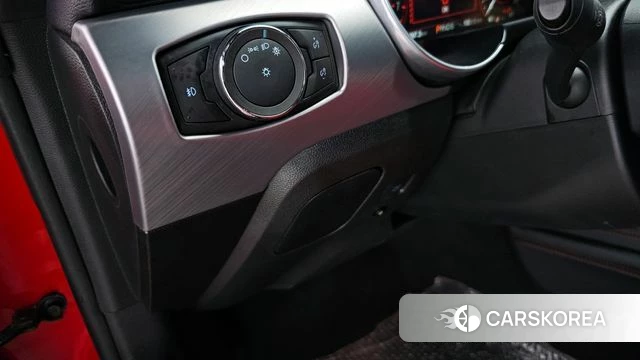 Ford Mustang id 3811543 из Кореи 9