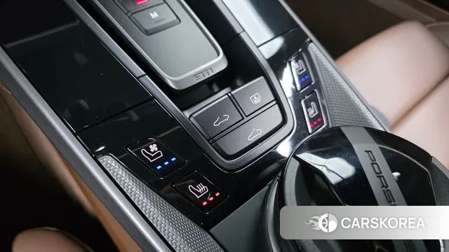 Porsche 911(992) id 3483678 из Кореи 9