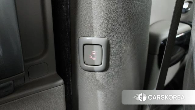 Kia All New Carnival id 4850193 из Кореи 9