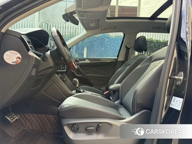 Volkswagen Tiguan L id 4290503 из Китая 9