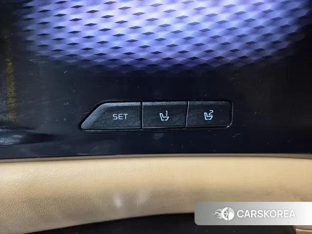 Kia Carnival 4th generation id 3300474 из Кореи 9