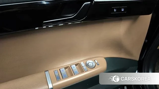 Hyundai Grandeur (GN7) id 3477706 из Кореи 9