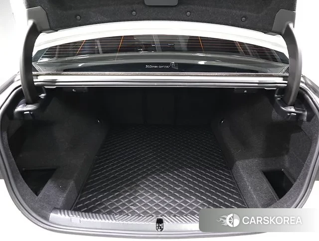 BMW 5 Series (G60) id 2958865 из Кореи 9