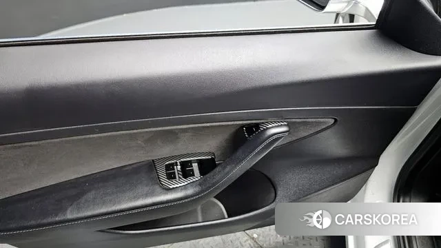 Tesla Model 3 id 3616726 из Кореи 9