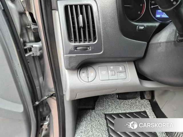 Hyundai The New Grand Starex id 3889379 из Кореи 9