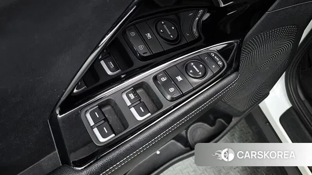 Kia Niro EV id 3712756 из Кореи 9