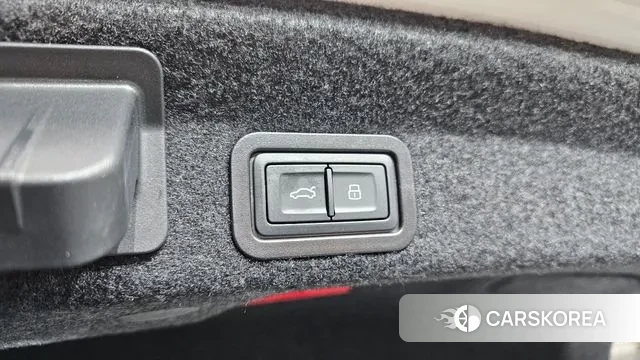 Audi A6 (C8) id 3751830 из Кореи 9