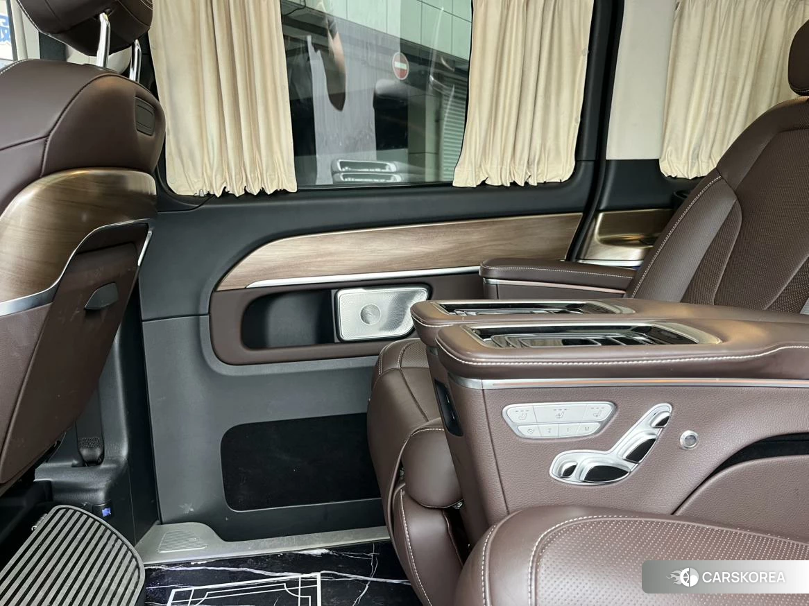 Mercedes-Benz V-class id 4473596 из Китая 9