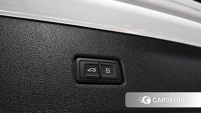 Audi Q8 (4M) id 3639493 из Кореи 9