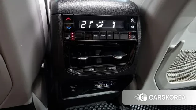 Jeep Grand Cherokee (WL) id 3132825 из Кореи 9