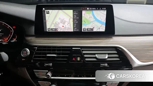 BMW 5 Series (G30) id 3202918 из Кореи 9