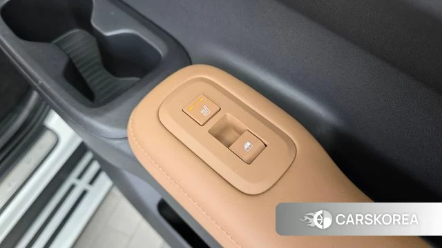 Hyundai Santa Fe (MX5) id 4744417 из Кореи 9