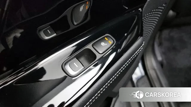 Kia Niro EV id 3306659 из Кореи 9