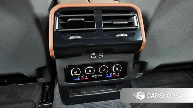 BMW 5 Series (G60) id 4229937 из Кореи 9