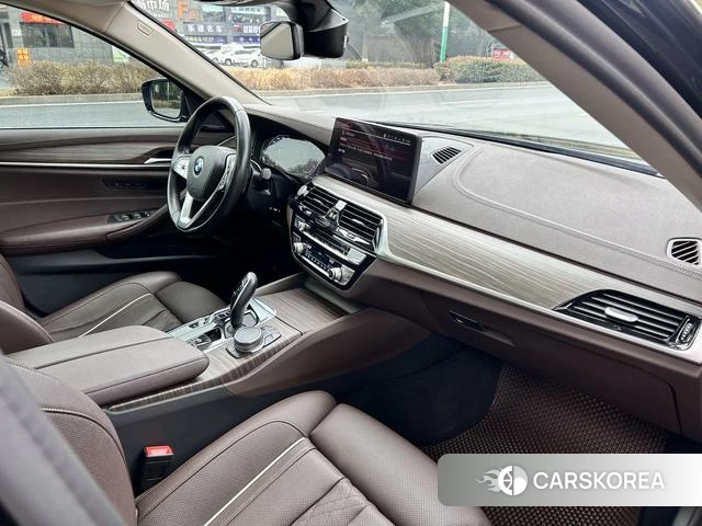 BMW 5 series id 4265698 из Китая 9