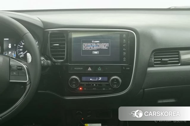 Mitsubishi  Outlander id 4210409 из Китая 9