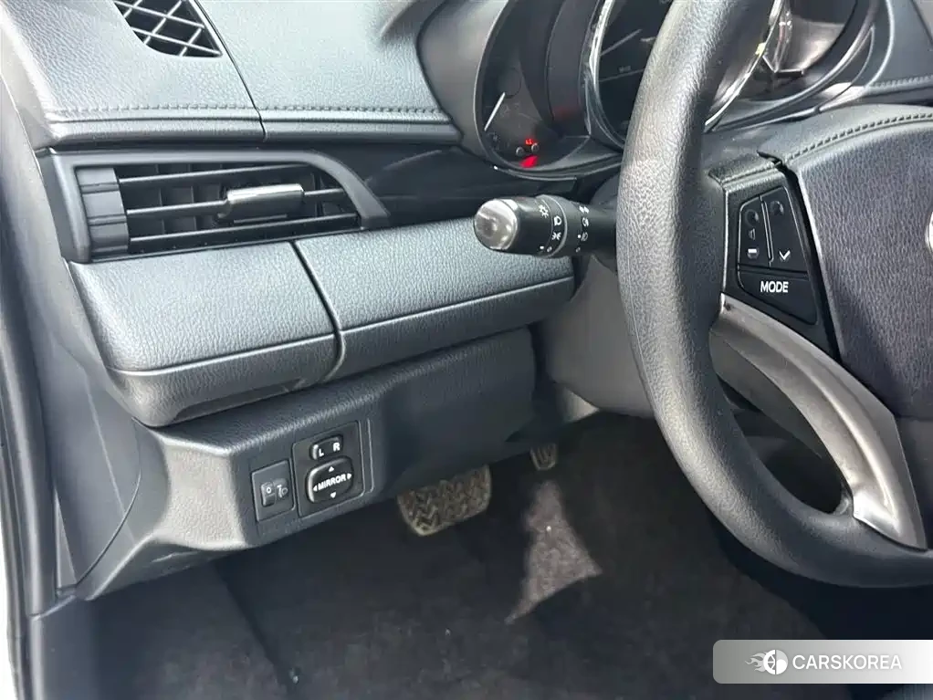 Toyota Yaris L id 4545799 из Китая 9