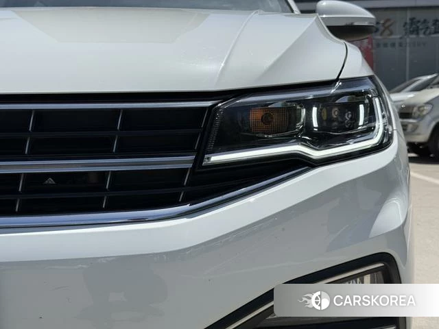 Volkswagen Bora id 4271533 из Китая 9