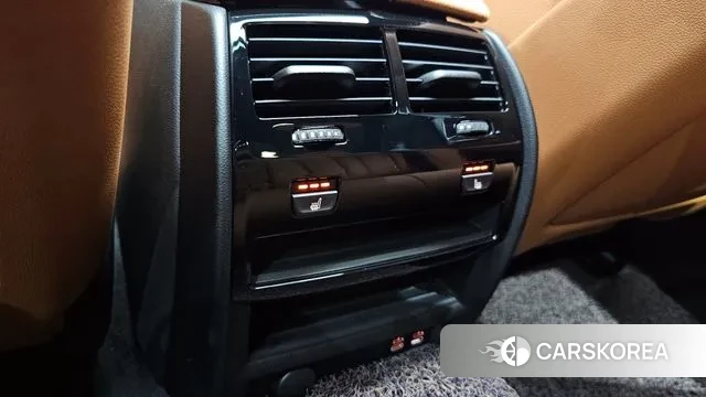 BMW 5 Series (G30) id 3058165 из Кореи 9