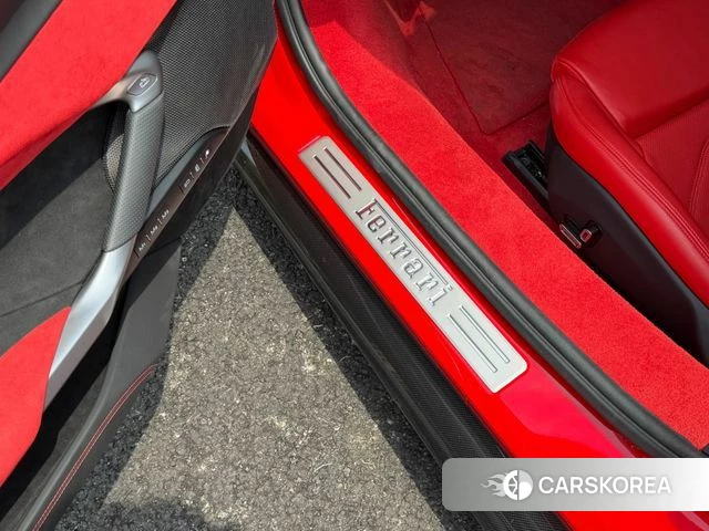 Ferrari 296 GTB id 4608529 из Кореи 9