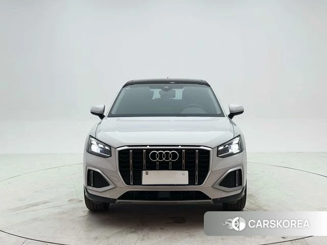 Audi Q2L id 4276672 из Китая 9
