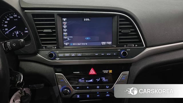 Hyundai Avante AD id 4483308 из Кореи 9