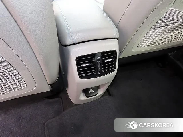 Kia Niro EV id 3737047 из Кореи 9