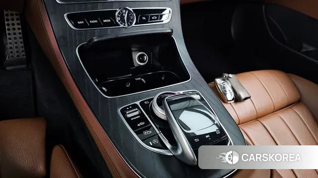 Mercedes-Benz E-Class W213 id 3469986 из Кореи 9