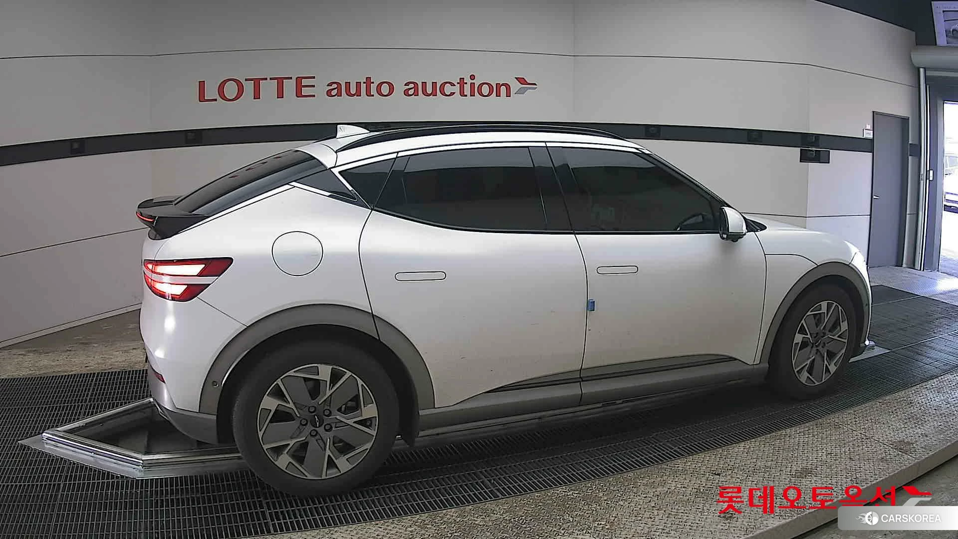 Hyundai GV60 id 3882112 из Кореи 9