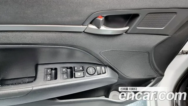 Hyundai Avante AD id 2478941 из Кореи 9